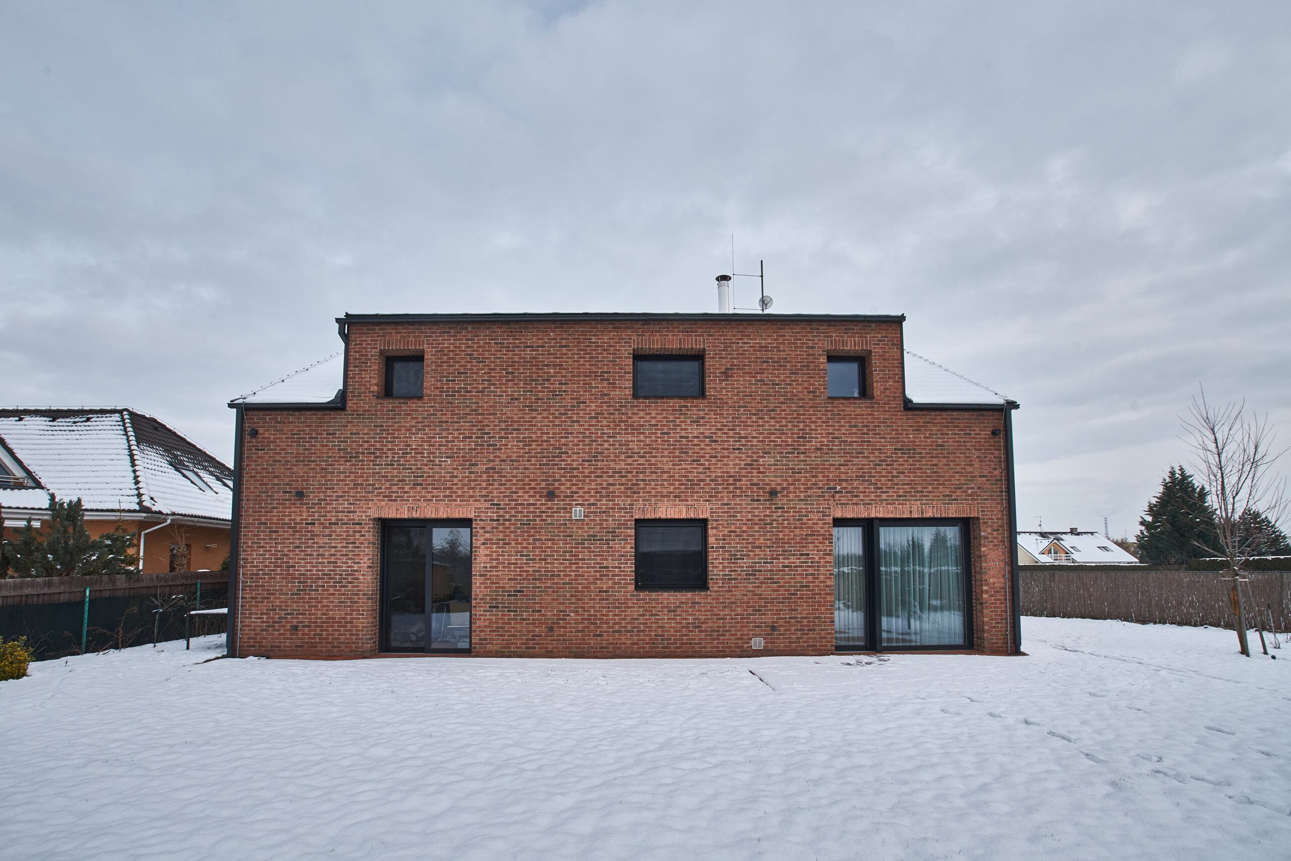 mladá boleslav, rodinný dům, rd, interiér domu, administrativní budova, návrh interiéru, vít lopatovský, architekt, projektant, návrh veřejných prostor, projekt domu, interiér bytu, interiér domu, návrh zahrady, dyzajnér