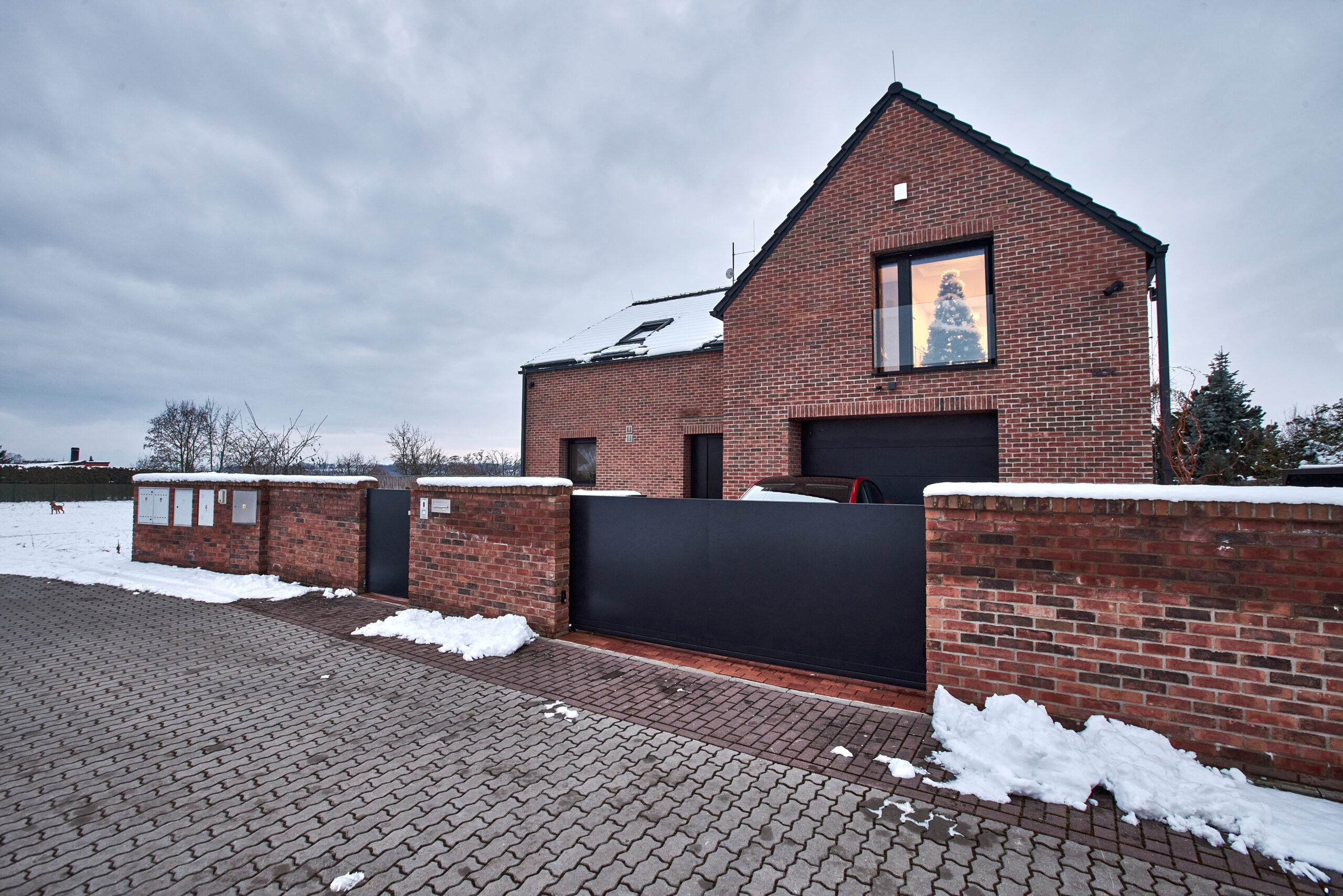 mladá boleslav, rodinný dům, rd, interiér domu, administrativní budova, návrh interiéru, vít lopatovský, architekt, projektant, návrh veřejných prostor, projekt domu, interiér bytu, interiér domu, návrh zahrady, dyzajnér