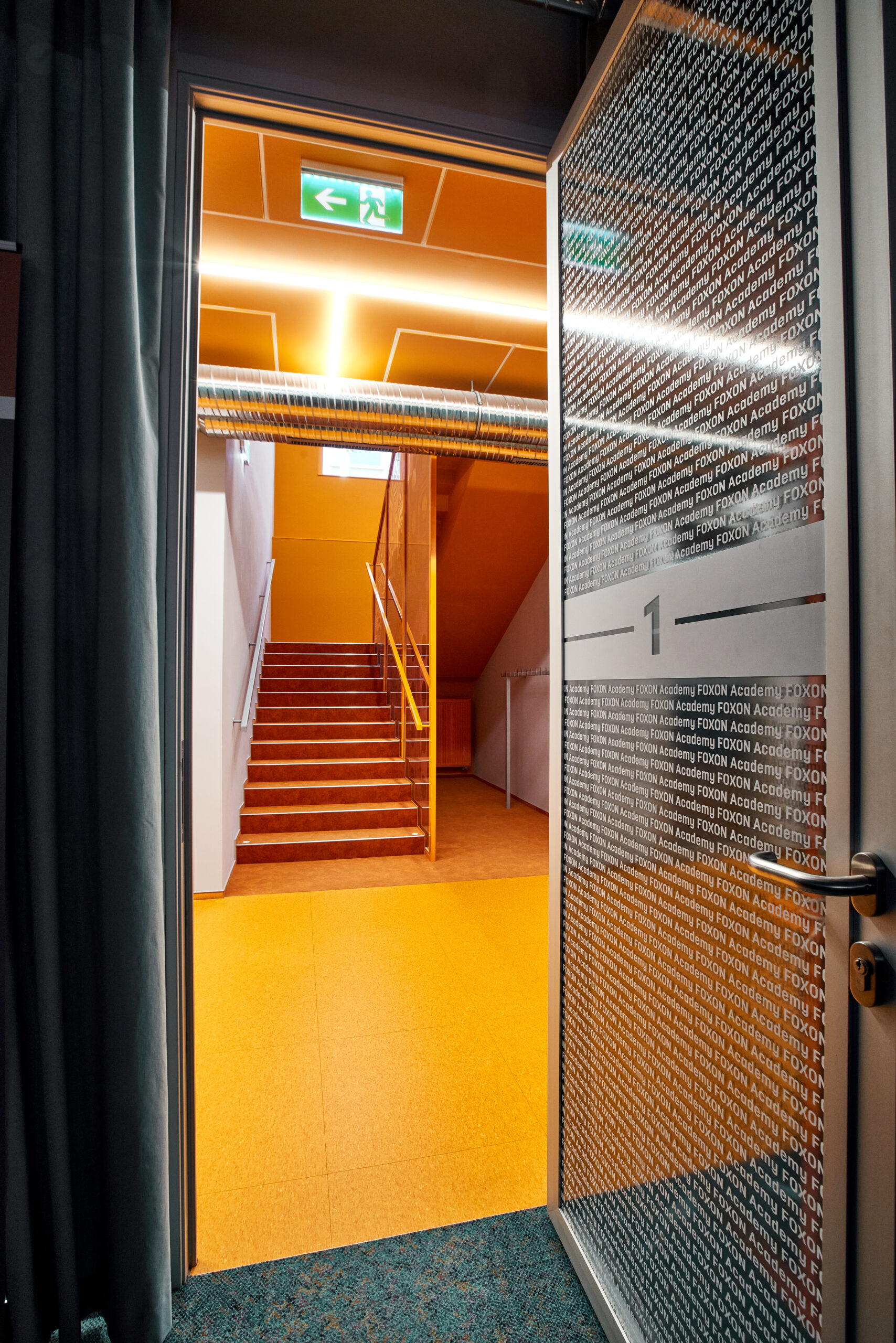 liberec, administrativní budova, návrh interiéru, vít lopatovský, architekt, návrh veřejných prostor
