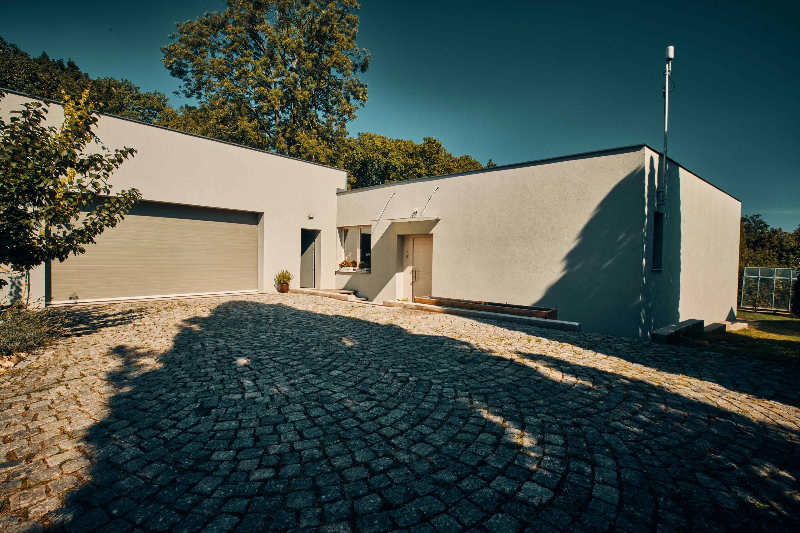 novostavba rodinného domu, RD, návrh budov, návrh domu, návrh interiéru, interiér, dyzajn, design, projekt, studie, návrh, architekt, Vít Lopatovský, Mladá Boleslav