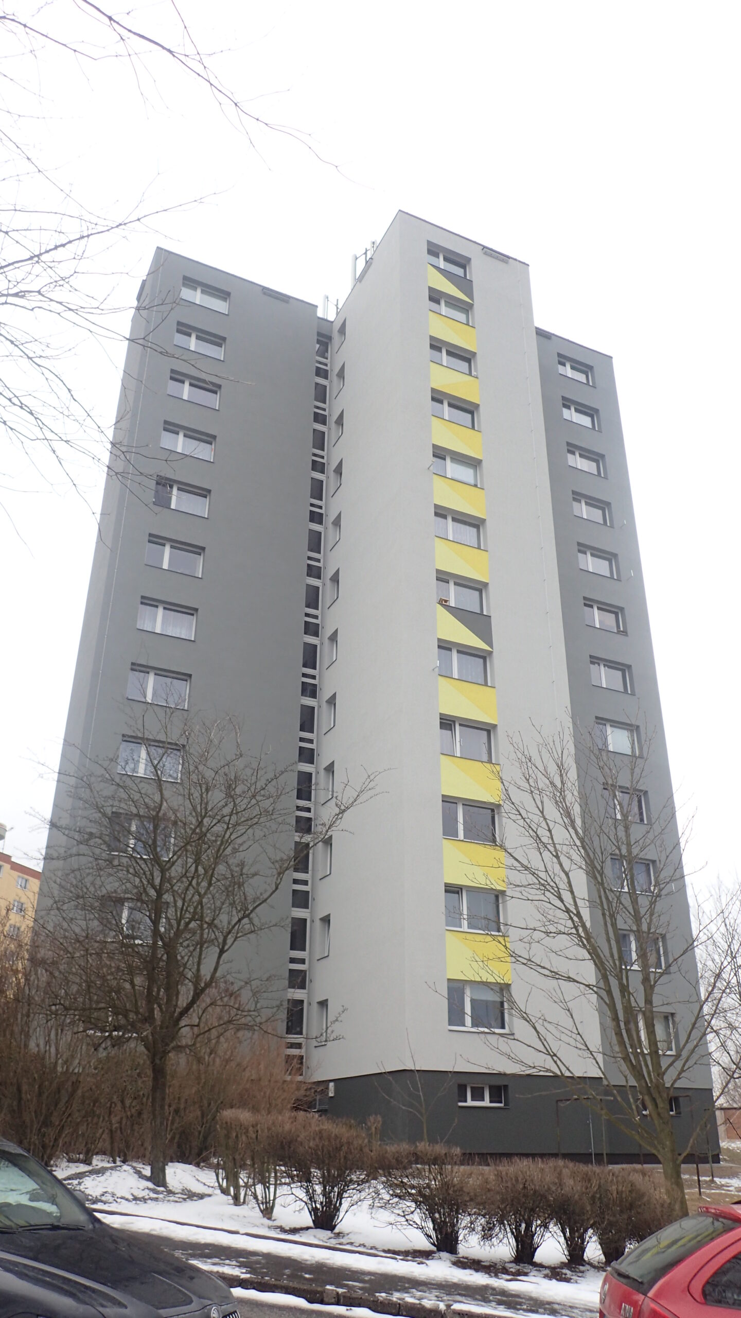 revitalizace, obvod domu, obvodový plášť, panelový dům, zateplení, fasáda, výměna oken, Liberec, návrh budov, studie, projekt, architekt, Vít Lopatovský,