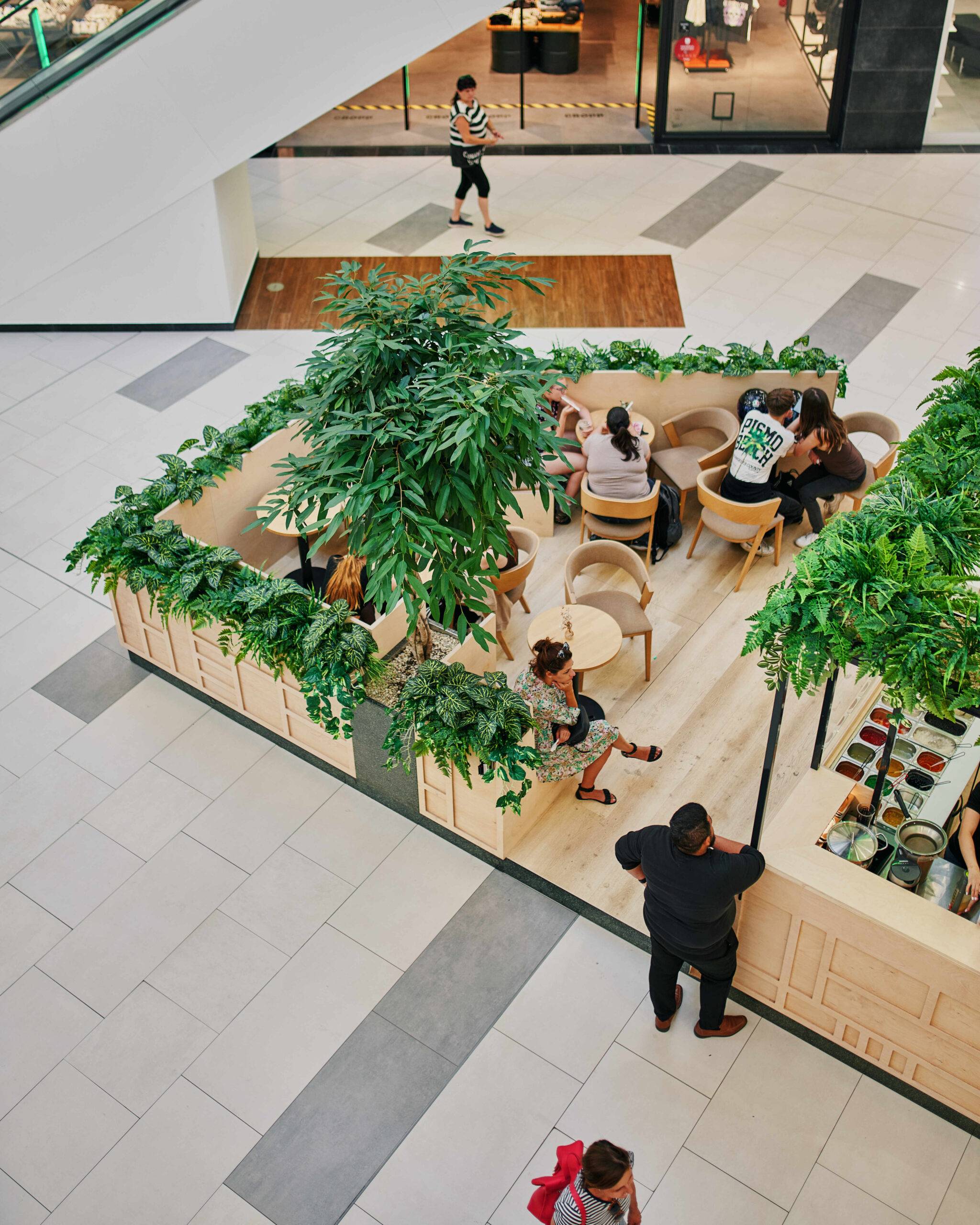 liberec, návrh interiéru, gastro, občerstvení, bubbletea, kavárna, obchodní centrum, architekt, studie, realizace, vít lopatovský