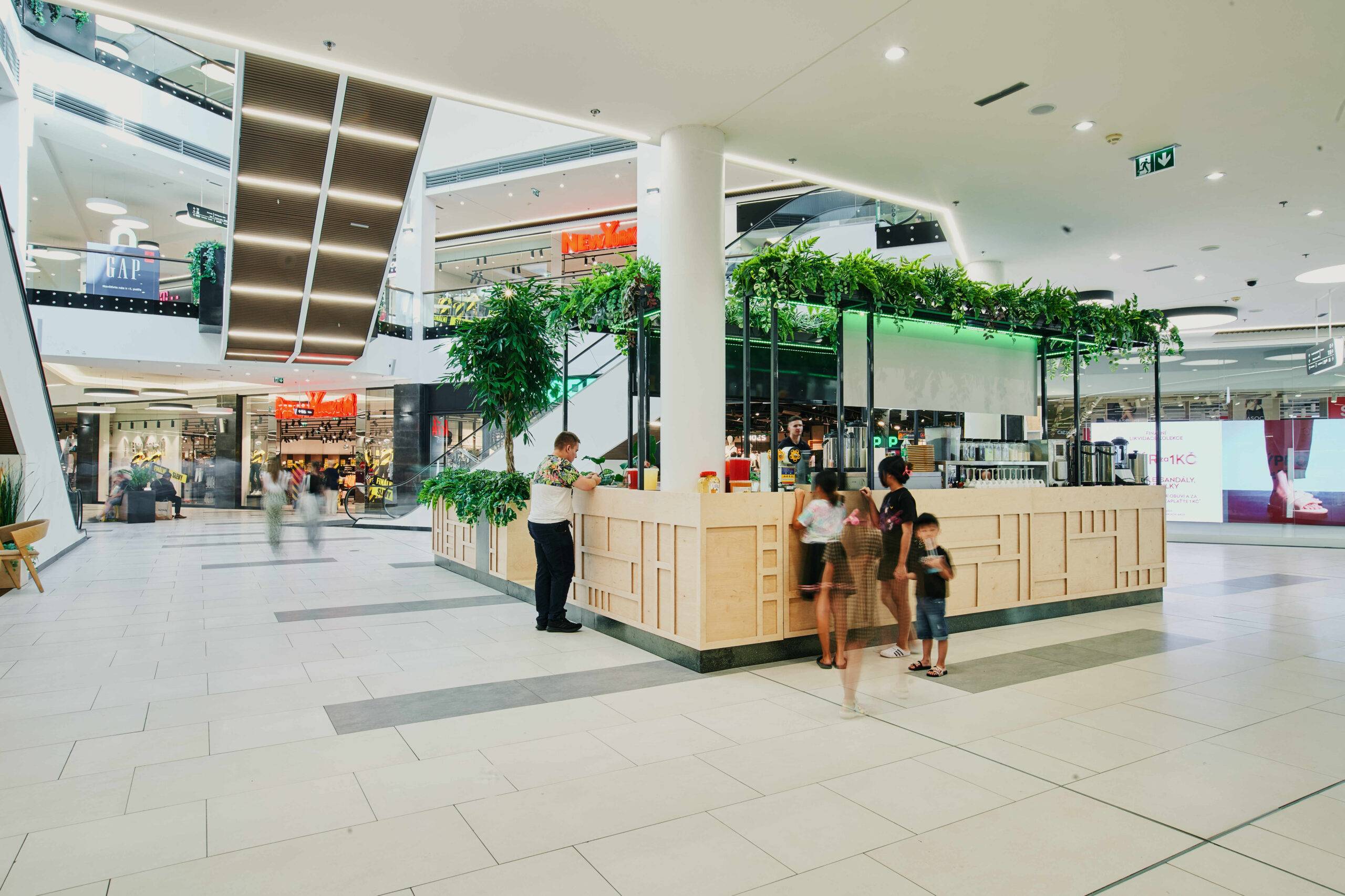 liberec, návrh interiéru, gastro, občerstvení, bubbletea, kavárna, obchodní centrum, architekt, studie, realizace, vít lopatovský