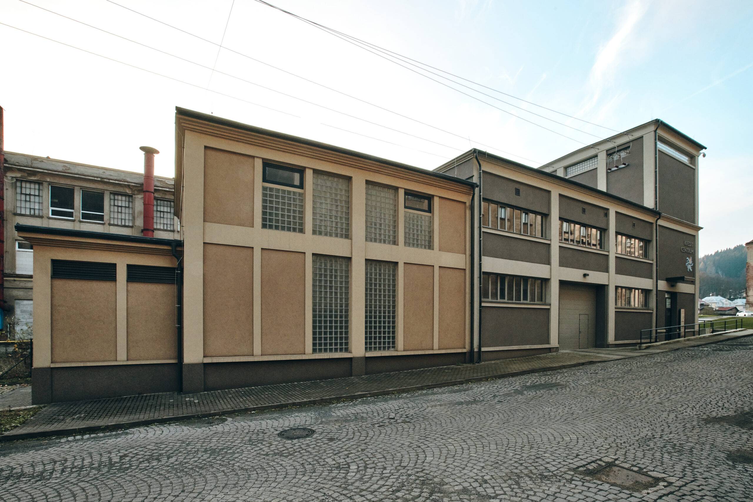 návrh domu, architektonická studie, projekt, návrh, Tanvald, rekonstrukce, elektrárna, Vít Lopatovský